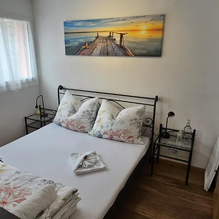 アパート Private Etage 5 Min Vom Bahnhof - Parken - Kueche - Netflix