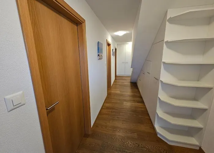 Private Etage 5 Min Vom Bahnhof - Parken - Kueche - Netflix アパート *