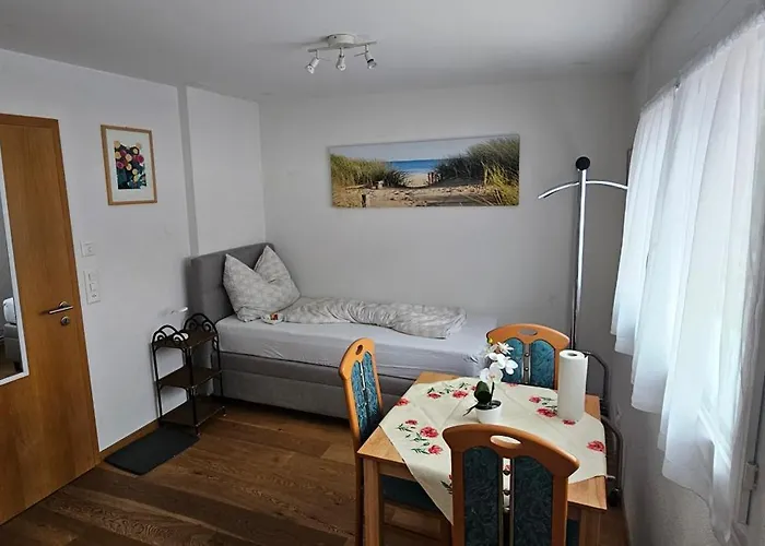 Private Etage 5 Min Vom Bahnhof - Parken - Kueche - Netflix *